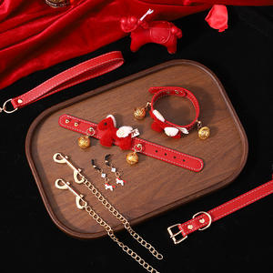 Accesorios sexuales para adultos, set del Año del Caballo, set de cinco piezas para entrenamiento SM, esposas Flying Horse, collares, juguetes sexuales - Product Image 1