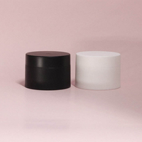 Vente en gros pot de crème rond vide en plastique cosmétiques crème pour le visage pour animaux de compagnie beurre pour le corps pots en plastique PP avec couvercles