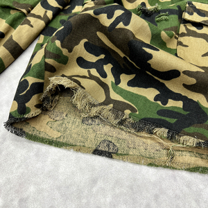 Shorts cargo baggy pour homme en coton imprimé effet vieilli, style streetwear, camouflage, coupe oversize, design personnalisé - Product Image 5