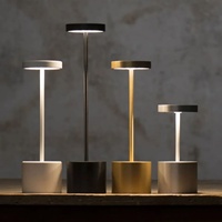 Lampe de table LED moderne 3000K pour hôtel, restaurant, bar, chambre à coucher, avec chargement USB, veilleuse rétro, abat-jour original, alimentation par batterie