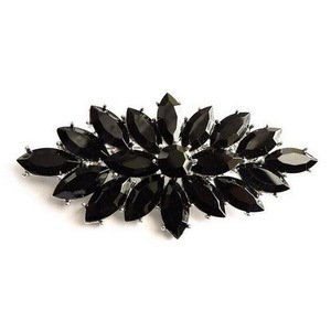 Crystal Gold Plated Women's Marquise Cut Purple Leaf Plant Shape Alloy Brooch <b>Wedding</b> Jewelry <b>Accessory</b> with Plating - Product Image 3