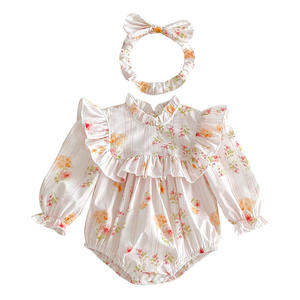 26 Vêtements pour bébé automne, Combinaison en coton à manches à volants et motif floral, Robe à manches longues pour filles, Tenue de <span class=keywords><strong>sœur</strong></span> style célébrité internet - Product Image 1
