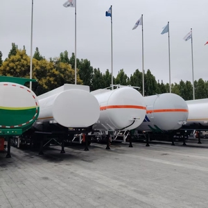 Semirremolque Cisterna de Acero de Alta Capacidad de 2-3-4 Ejes con Suspensión Mecánica y Sistema de Frenado de Doble Línea a Bajo Precio en Venta - Product Image 1