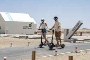 KuKirin T3 Smart Electric Scooter, RGB Ambient <b>Lighting</b>, Blue Taillight <b>Projection</b>, Large Brake Taillight, for Last Mile - Product Image 5