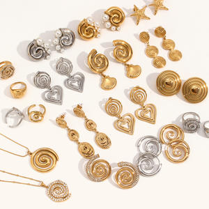 Set di gioielli di moda donna europei stati uniti collana a spirale di personalità temperata 18K placcato oro conchiglia orecchini anello - Product Image 1