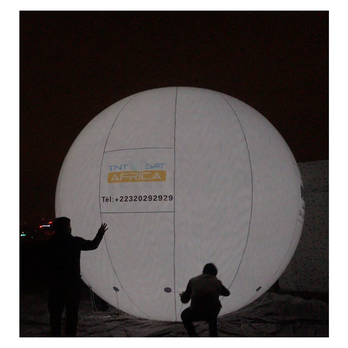 La publicité changeante colorée Offre Spéciale de l'hélium 5m monte en ballon gonflable pour la promotion