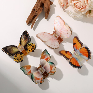 Accessoires pour cheveux pour femmes, grande pince à cheveux en acrylique de 11 cm, pince à cheveux en forme de papillon simulé, pince à cheveux pour femme, vente en gros - Product Image 2