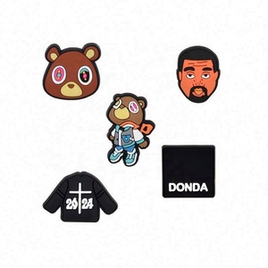 2025 nuevos encantos de zapatos de oso lindo encantos de zapatos de PVC suave personalizados para niños Clog <span class=keywords><strong>Donda</strong></span> encantos de zapatos a granel - Product Image 2