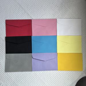 Sobres de papel reciclado coloridos personalizados con logotipo de marca para fábrica de sobres impresos de Tarjetas Premium en stock - Product Image 4