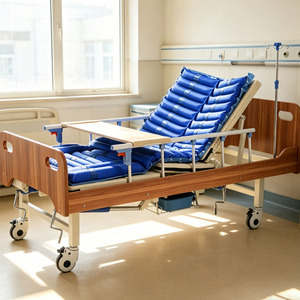<span class=keywords><strong>Lit</strong></span> médical semi-courbé personnalisable avec fonctions de levage du dossier et des jambes, barrières latérales, poteau porte-perfusion et cadre de traction pour hôpital - Product Image 4