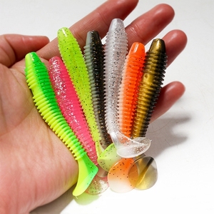 Señuelo de Pesca de PVC Suave de Doble Color con Cola en T de Alta Calidad OEM para Pesca de Lubina, Perca y Pez Mandarín en Ríos, Lagos y Agua Dulce/Salada - Product Image 4