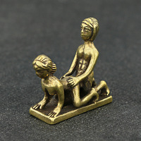 Statuette érotique miniature en laiton antique pour adulte, sculpture humaine coquette, décoration artistique de bureau, accent décoratif vintage pour adultes