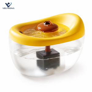 Bebedero para Mascotas en Forma de Riñón, Fuente Automática para Perros y Gatos con Boquilla Central y Tanque Esmerilado, Amarillo y Blanco - Product Image 1