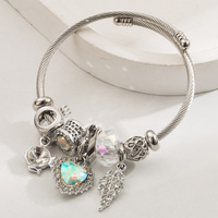 Bracelet pour femme Panjiadora, tendance mode polyvalente, en acier inoxydable, perles, amour, cerises, feuilles, cœur, diamant, cadeau