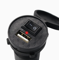 Chargeur USB embarqué pour moto, avec interrupteur. Chargeur 1,5A pour la modification des scooters pour la charge de téléphones portables. 12V