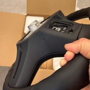 Volante Deportivo de Cuero para <span class=keywords><strong>BMW</strong></span> G30 G20 G01 G02 G05 G06 G07 M4 <span class=keywords><strong>M5</strong></span> F90 M8 X3 X5 X6 F40 F44 F97 F98 F95 F96 G11 Serie 3 5 M Sport - Product Image 3