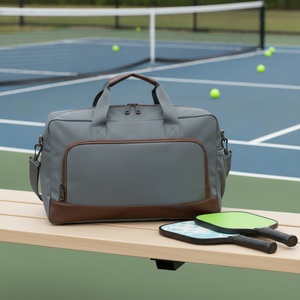 กระเป๋าใส่ไม้พาย Pickleball แบบ Dual-Trim รุ่น Technical จุไม้ได้ 3 อัน ผลิตจากผ้า 900D แบบด้าน พร้อมโลโก้สั่งทำ ขายส่ง กระเป๋าใส่ไม้เทนนิสและไม้ Padel - Product Image 3