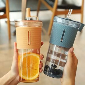 Vaso de Té con Leche para Estudiantes de 700 ml, Funda de Silicona Antideslizante, Botella de Agua de Plástico - Product Image 1