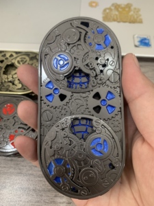 Plateau de jeu de dés double roulette en métal polyédrique 7-en-1 en forme d'engrenage pour RPG, Cosplay et <span class=keywords><strong>DND</strong></span> (Dungeons and Dragons) avec logo personnalisé - Product Image 5