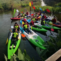 Kayak tandem de tourisme de 13 pieds avec pagaie, bateau en plastique, 2 places, sièges doubles, kayak familial, pêche, canoë à assise surélevée pour la location