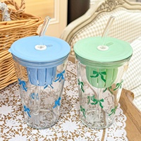 Gobelet en verre portable avec motif nœud papillon, design moderne et minimaliste pour le thé de bureau et les boissons froides