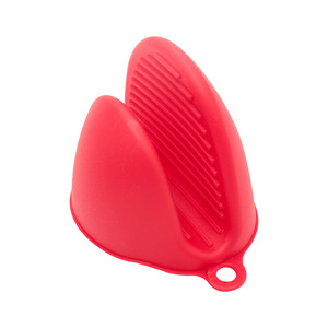 Protège-poignées de cuisine en silicone Chef Season Show, résistantes à la chaleur et antidérapantes, pour casseroles et marmites - Product Image 2