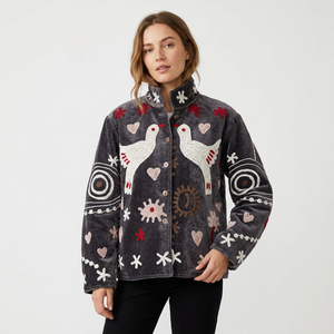 Veste d'hiver courte pour femme en velours brodée à la main |   Manteau décontracté vintage écologique sans fermeture, en coton 100% - Product Image 1