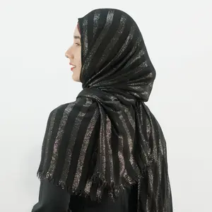 मुस्लिम महिलाओं के लिए फैशन एथनिक टैसल बुना हुआ शॉल शिमर विस्कोस वॉयल स्कार्फ बंदना कॉटन ब्लैक खिमार हिजाब जर्सी घूंघट
