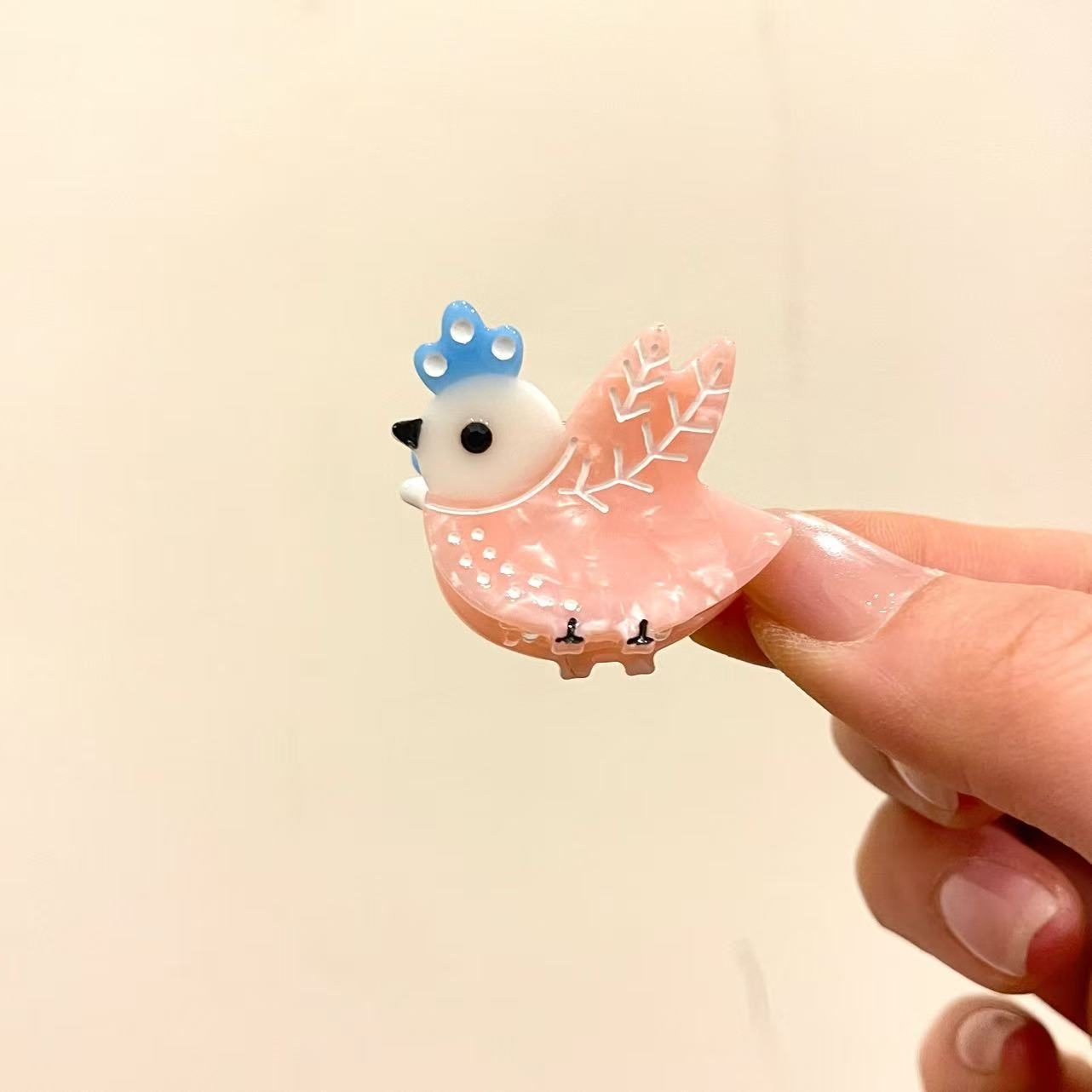 Pink-winged bird