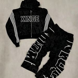 ชุดวอร์มผู้ชายสไตล์เรโทรลายไท-ได รุ่นคัสตอม 2026 พร้อมเสื้อฮู้ดพิมพ์ลายกราฟิกแถบสีขนาดใหญ่ และกางเกงขายาวทรงกระบอก - Product Image 2