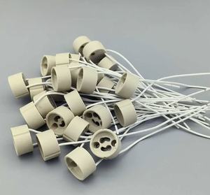 Huayi GU10 MR16セラミックライトソケットホルダープラスチックランプコネクタネジ式LEDハロゲン電球端子ベース継手 - Product Image 3