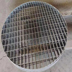Grilles de drainage en métal galvanisé pour caniveaux, couvercles de caniveaux en acier, plaques de couverture pour fossés, grilles métalliques à barres - Product Image 2