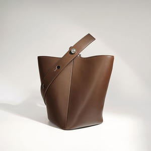 New OEM Luxury Designer Women's <b>Handbag</b>, Women's Custom Logo Leather Shoulder Bag - Product Image 3