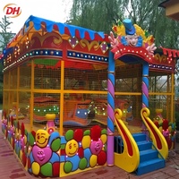 Manège à balles pulvérisatrices Carnival en PRF avec clôture de sécurité pour sites de parcs d'attractions et de fêtes foraines