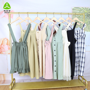 Faldas Usadas de Verano para Mujer, 90% Limpias, Nuevas, al por Mayor, Precio Bajo, Mezcla de Poliéster/Algodón, Tallas Variadas - Product Image 1