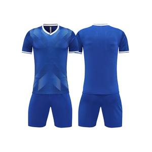 เสื้อฟุตบอลสโมสรแบบกำหนดเอง ระบายอากาศได้ดี ผลิตจากโพลีเอสเตอร์ 100% ชุดกีฬาพิมพ์ลายดิจิทัล ชุดยูนิฟอร์มฟุตบอลสไตล์เรโทร - Product Image 6