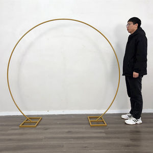 Nuevo Arco Decorativo Moderno y Romántico para Bodas, Fondo con Soporte Dorado y Acero para Eventos y Fiestas - Product Image 3