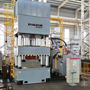 Pressa Idraulica <span class=keywords><strong>a</strong></span> Tre Travi e Quattro Colonne da 1600T per la Produzione di Pallet in Plastica - Product Image 3