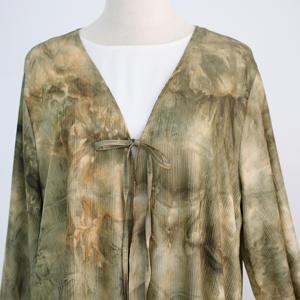 R-579 Ultimo Modello di Abaya Islamica Traspirante e Modesta con Stampa Frontale e Fiocco, Stile Dubai per Eid e Ramadan - Product Image 6