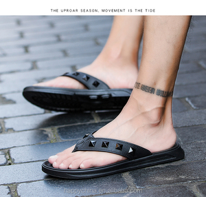Zapatillas fábricas decoración ligera Eva zapatillas playa <span class=keywords><strong>chanclas</strong></span> <span class=keywords><strong>para</strong></span> hombres - Product Image 4