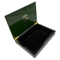 Emballage cadeau en bois laqué vert piano pour chocolats et dattes, offre spéciale pour le marché du Moyen-Orient en l'occasion du Ramadan
