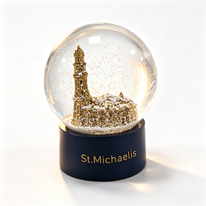 Kunstharz-Handwerk St. Michaelis-Gebäude Schneekugel Maßgefertigte Glas-Wasserkugel Weihnachtsdekoration Sammlerstück - Product Image 4