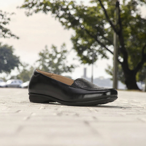 Mocasines de Cuero Perforado para Mujer, Zapatos Planos, Calzado Casual Cómodo para Caminar - Product Image 3
