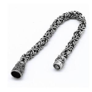 Yunnique Pulsera de cadena de plata tibetana con cierre magnético unisex, diseño geométrico, joyería de moda hecha a mano - Product Image 2