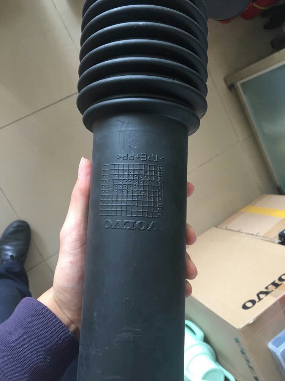AIR INTAKE HOSE TUBE PIPE 14585891 for VOLVO EXCAVATORS