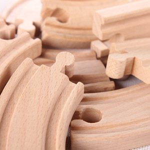 Juego de bloques de construcción de tren de coche de riel de madera de 108 piezas, juguete de montaje educativo de tren pequeño de empuje manual para niños, carrera de mármol - Product Image 5