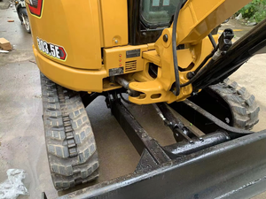 Escavatore Cingolato Idraulico Caterpillar Cat 303.5E di Alta Qualità, 3,5 Tonnellate, Mini Escavatore Caterpillar Usato - Product Image 5