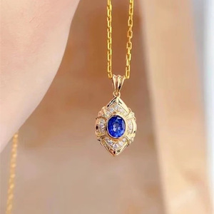 Collana con Ciondolo Geometrico Marquise Vintage per Donne, Elegante Gioiello di Moda per Uso Quotidiano e Regalo - Product Image 1
