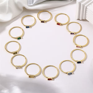 Anillo Fino de Plata Geométrico con Banda Delgada, Chapado en Oro de 18k, Plata de Ley S925, con Piedra Preciosa Baguette, Anillo ZC para Mujer - Product Image 3