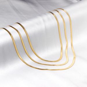 Nuevo Diseño 2022, Cadena Delicada de Oro de 18K, Cadena Triple Moderna y Popular, Collar con Colgante de Acero Inoxidable, Joyería de Moda - Product Image 2